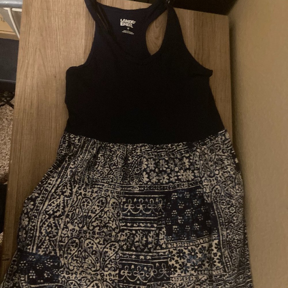 Land's End Sundress 8 Dark Blue Top Floral Print Skirt Sleeveless Pockets Cotton
